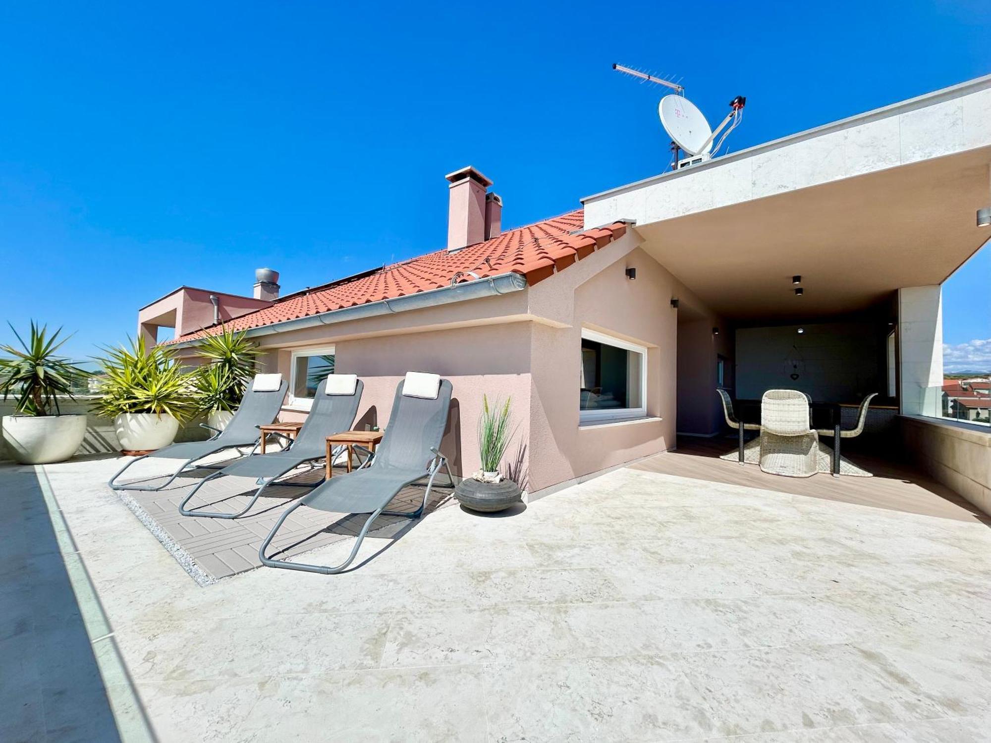 Deluxe Villa No.10 - Rooms&Apartments Mandre Esterno foto
