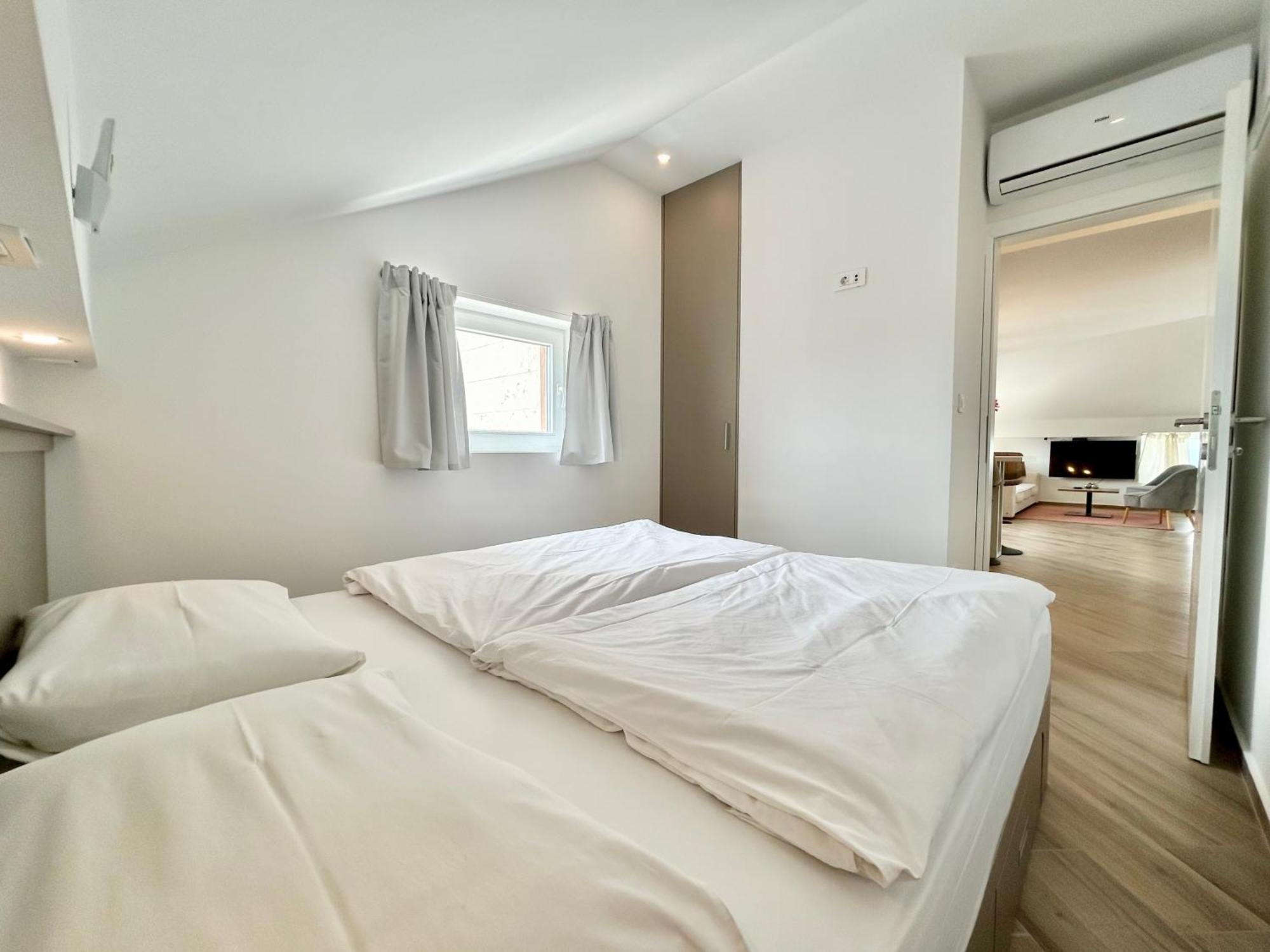 Deluxe Villa No.10 - Rooms&Apartments Mandre Esterno foto