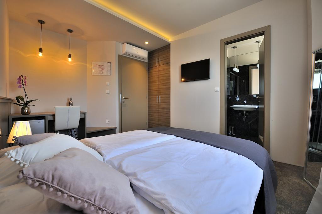 Deluxe Villa No.10 - Rooms&Apartments Mandre Esterno foto